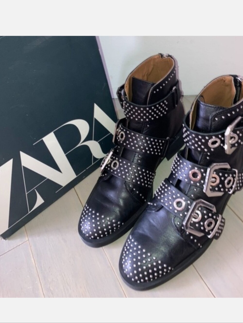 Zara Studded Buckle Biker Grunge Edgy Moto Leather Black Ankle Boots Size 8